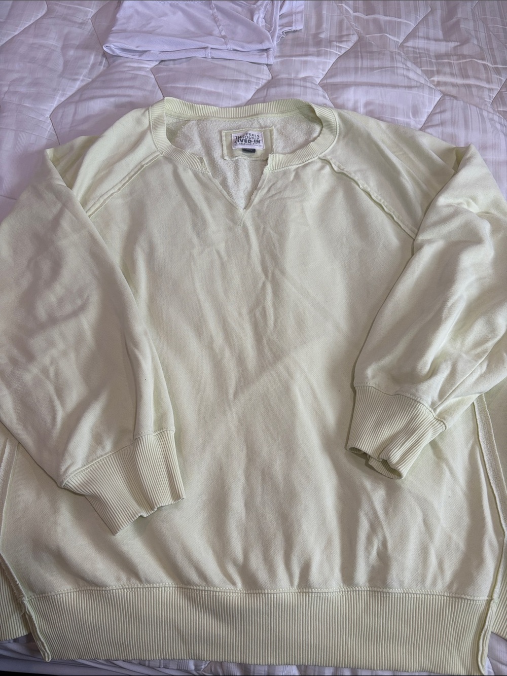 American Eagle Seriously Lived-In Oversized V-Neck Sweatshirt Lime Green XL